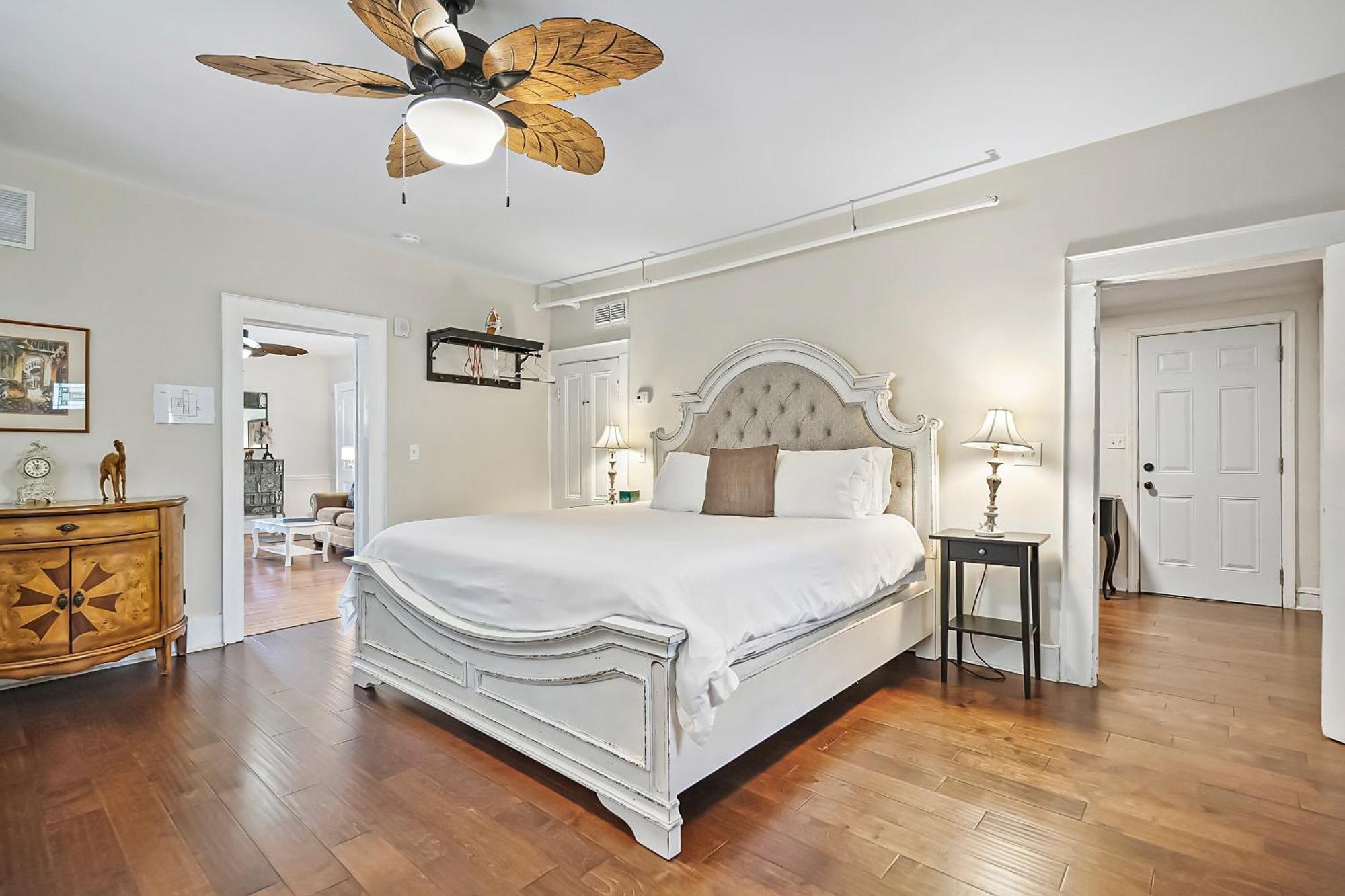 Mulvey #1 Apartment
