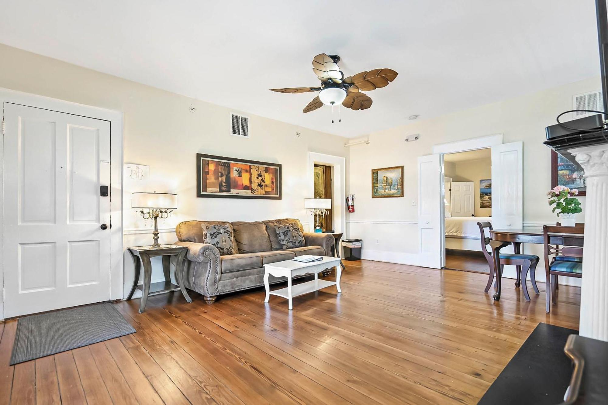 Mulvey #1 Apartment *